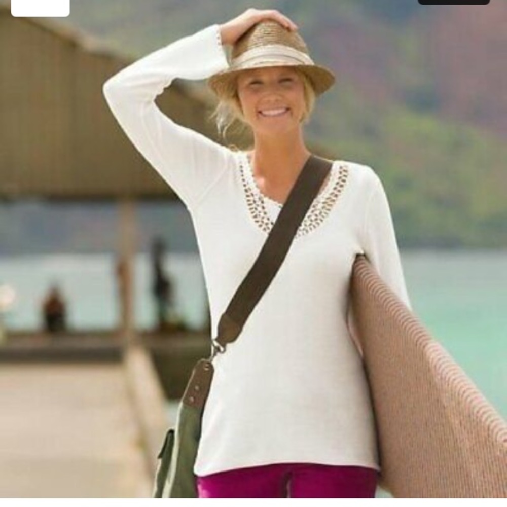 Pretty Athleta Wainscott Crochet SweaterTop-  NWOT